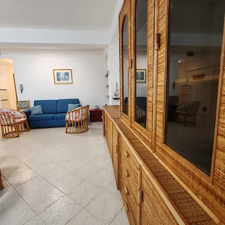 Casa Azzurra - Terrazza Sul Mare Apartment *